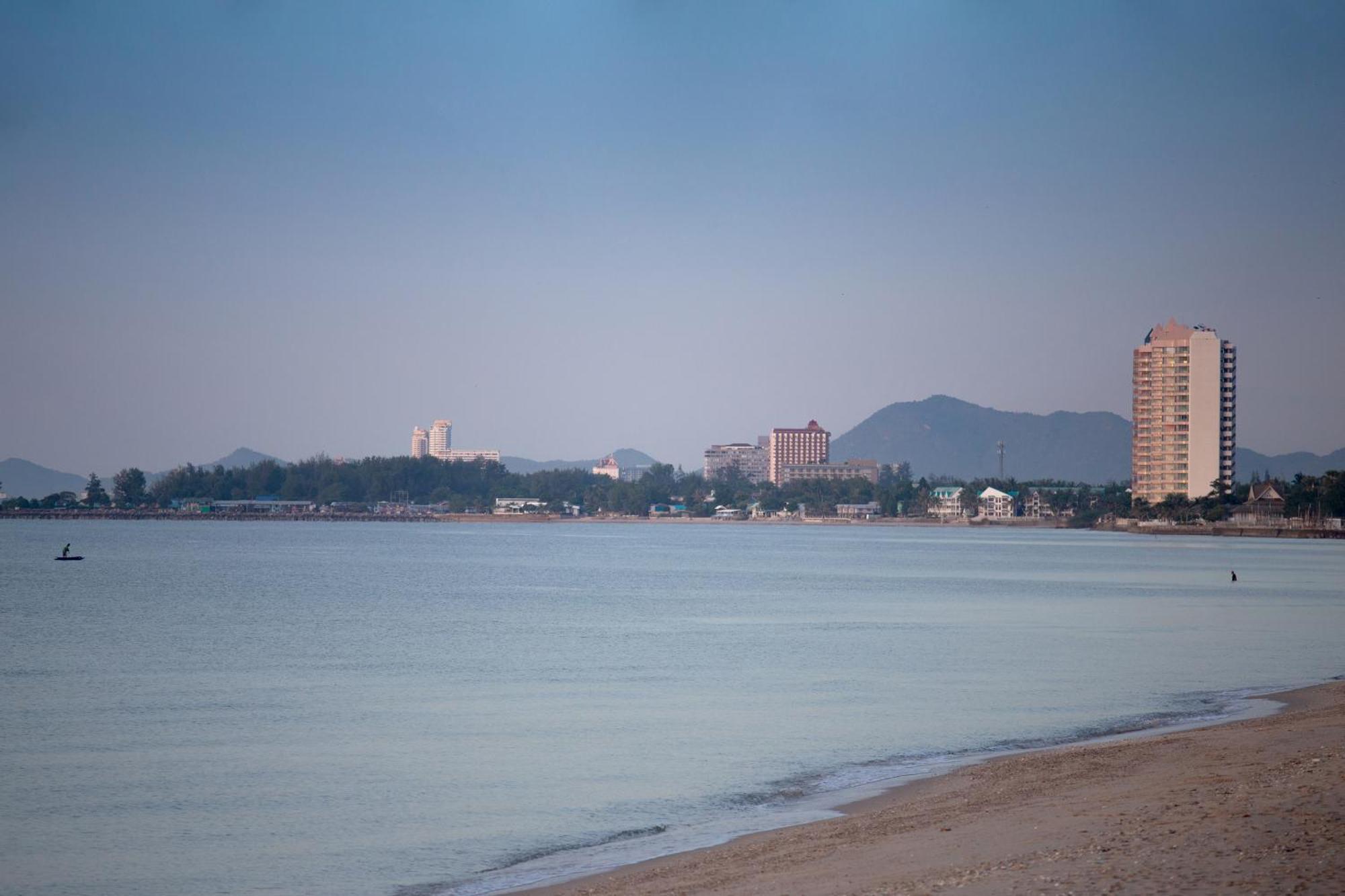 Eurasia Cha-Am Lagoon Buitenkant foto
